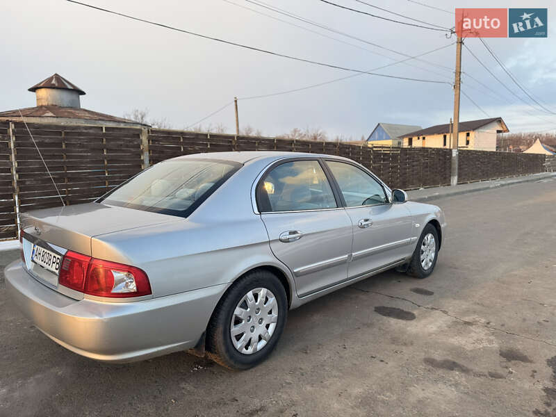 Kia Magentis (2005)