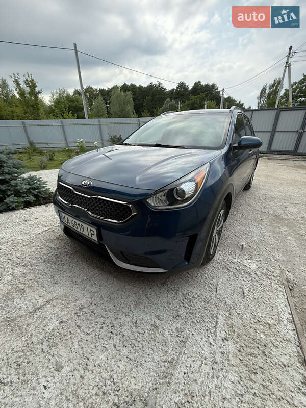Kia Niro (2017)