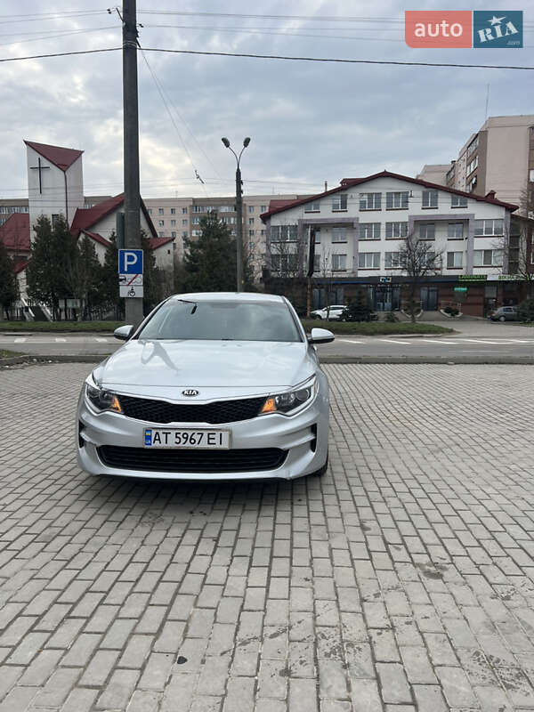 Kia Optima (2017)