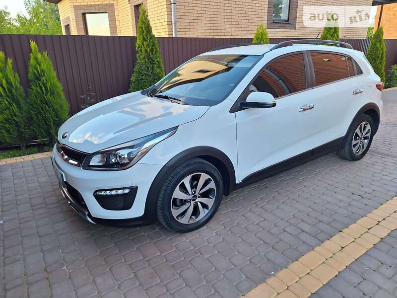 Kia Rio x-line (2018)