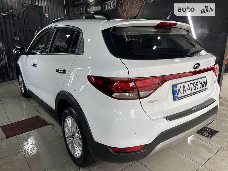 Kia Rio x-line (2018)