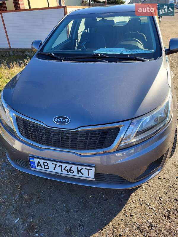 Kia Rio (2013)