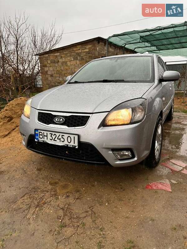 Kia Rio (2011)