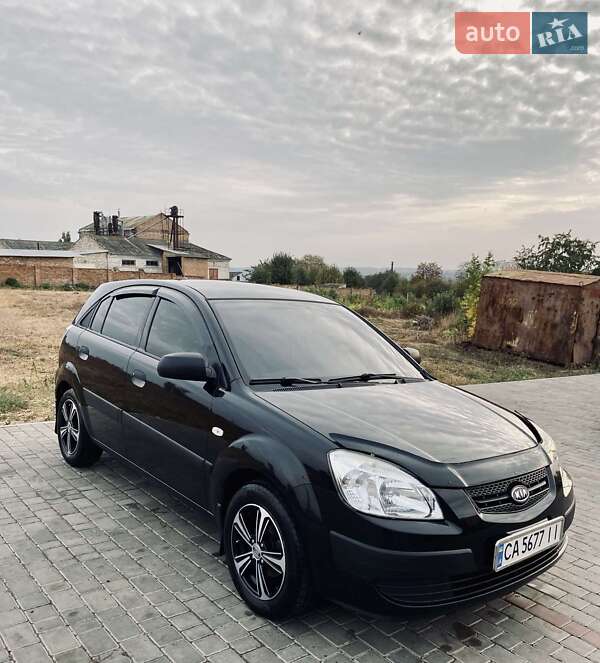 Kia Rio (2009)