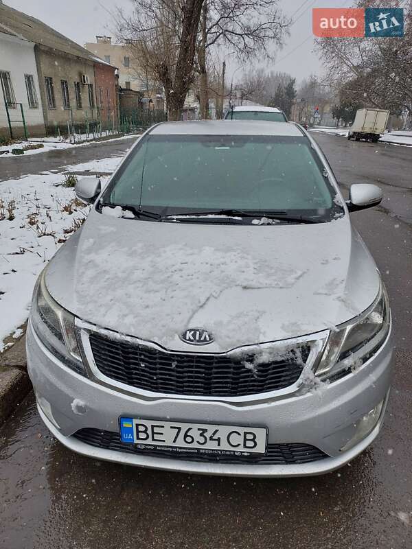 Kia Rio (2012)
