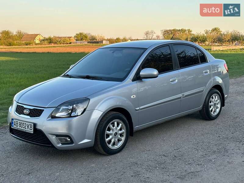 Kia Rio (2011)