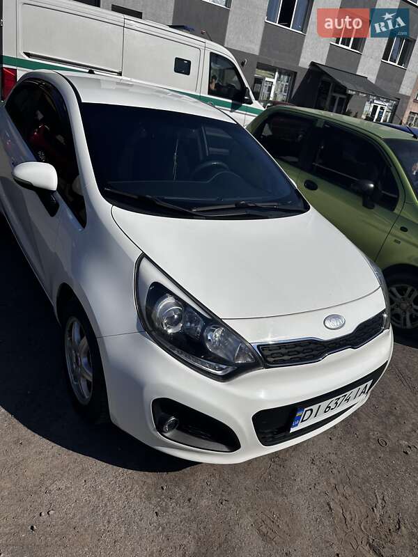 Kia Rio (2013)