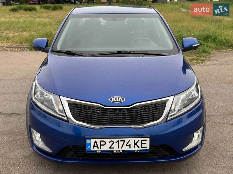 Kia Rio (2013)