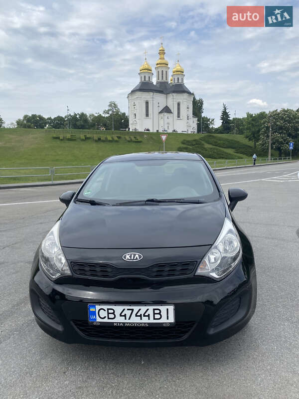 Kia Rio (2012)