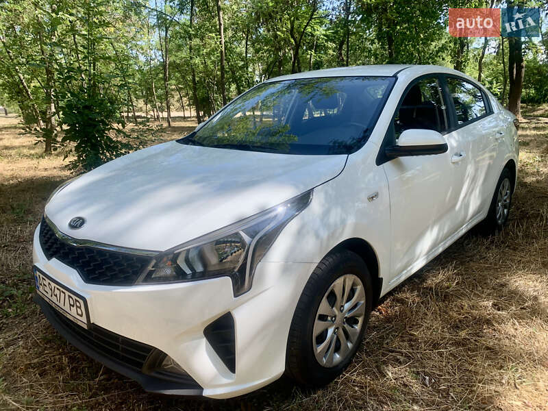 Kia Rio (2021)