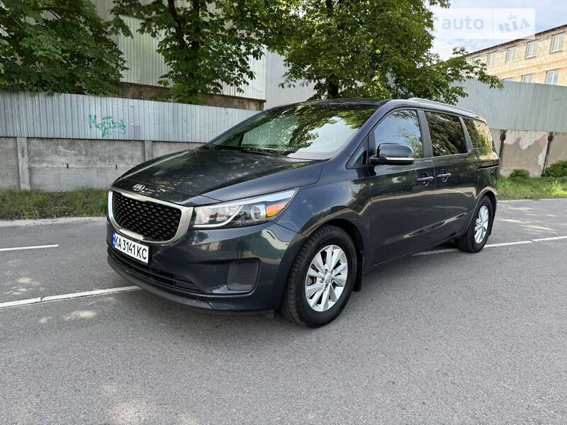 Kia Sedona (2015)