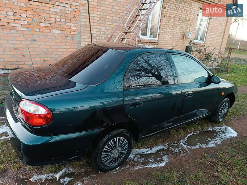 Kia Sephia (1998)