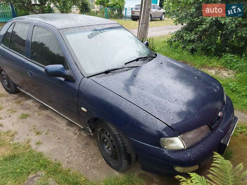 Kia Sephia (1997)