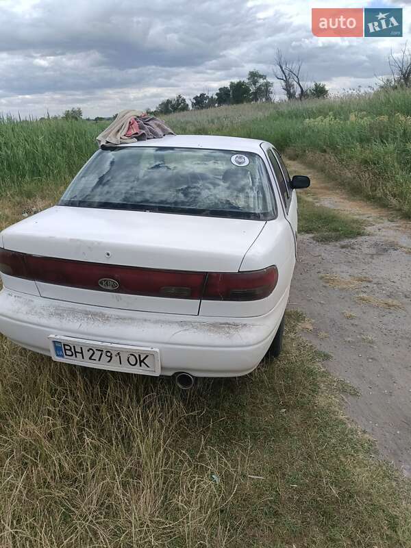 Kia Sephia (1997)