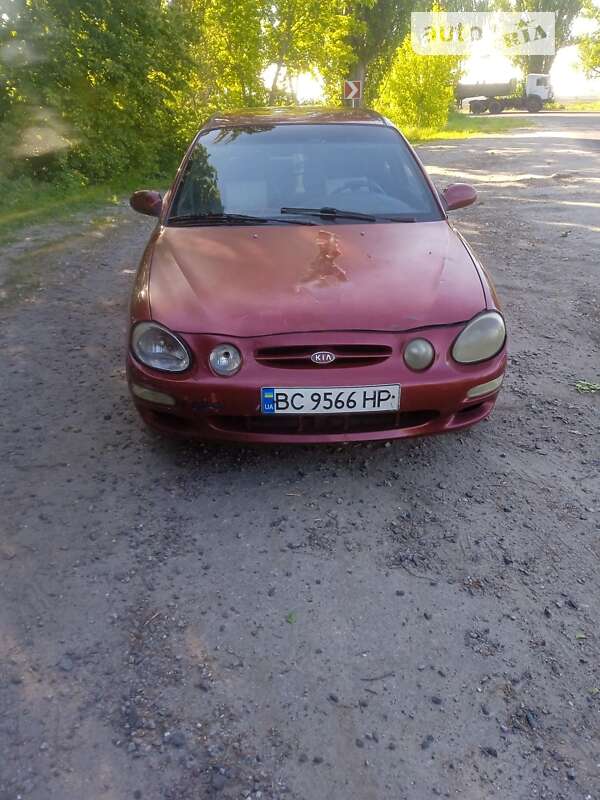 Kia Shuma (1999)
