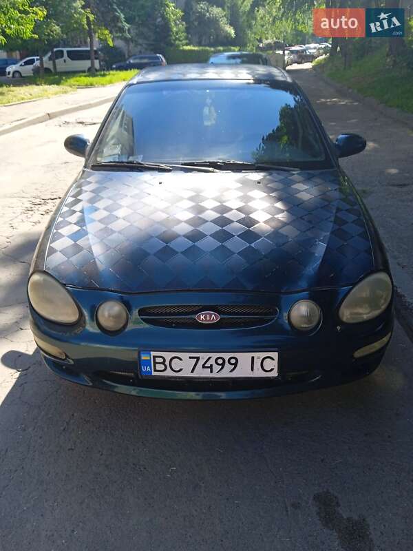 Kia Shuma (2000)