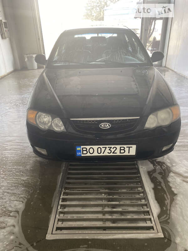 Kia Shuma (2003)