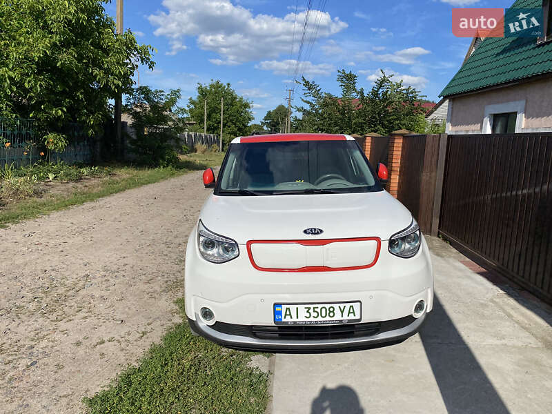 Kia Soul ev (2016)