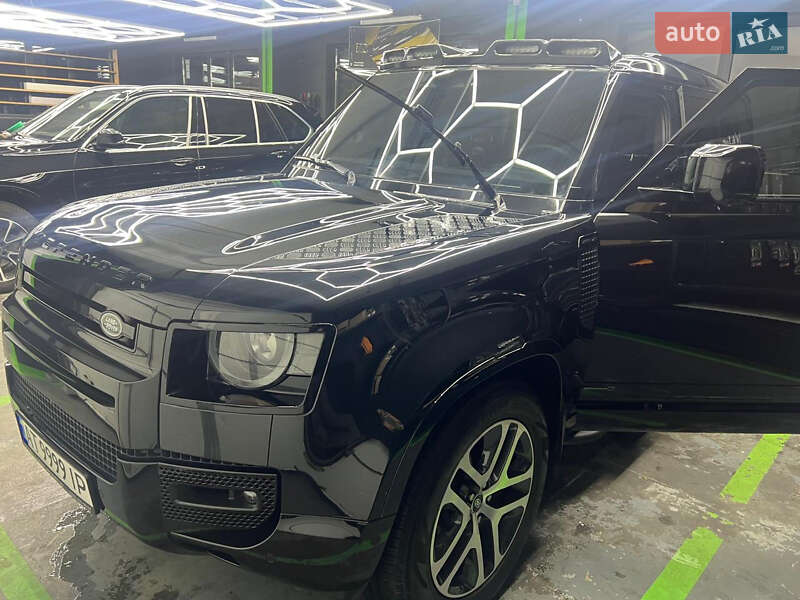 Land rover Defender (2023)