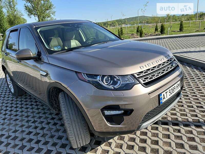 Land-rover Discovery sport (2016)
