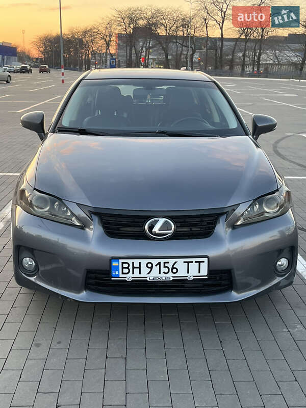 Lexus Ct (2014)