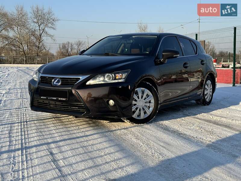 Lexus Ct (2014)