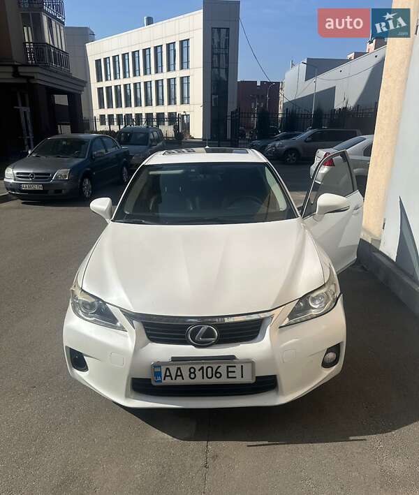 Lexus Ct (2013)