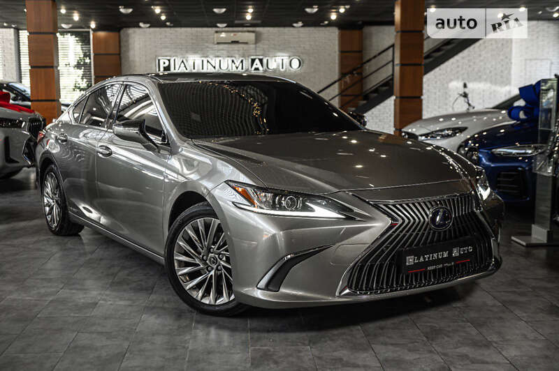 Lexus Es 300 (2018)