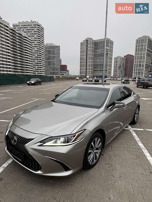 Lexus Es 250 (2019)