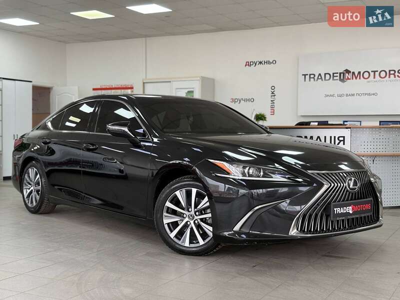 Lexus Es (2018)