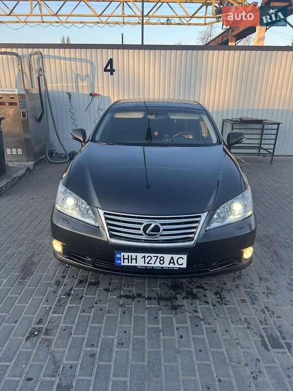 Lexus Es (2010)
