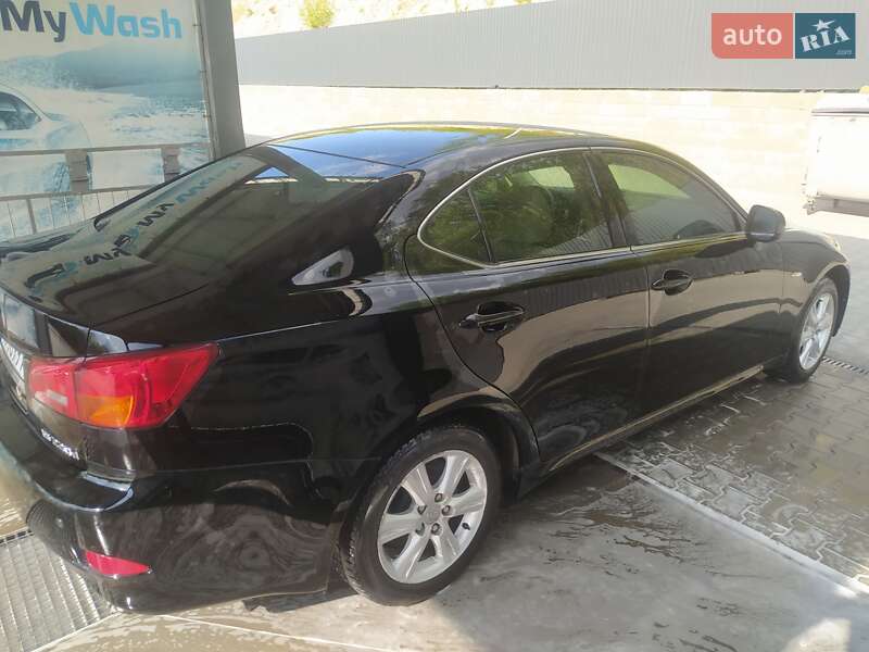 Lexus Is 220d (2007)