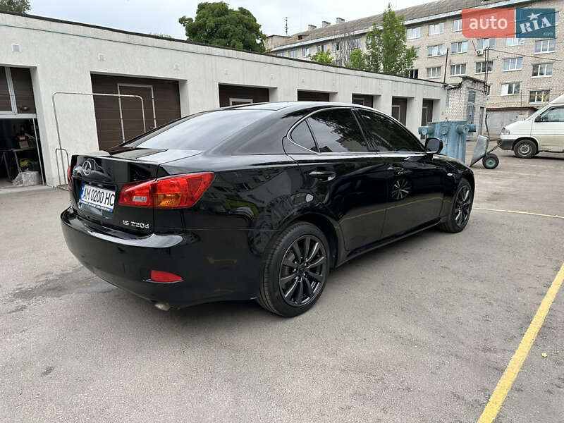 Lexus Is (2009)