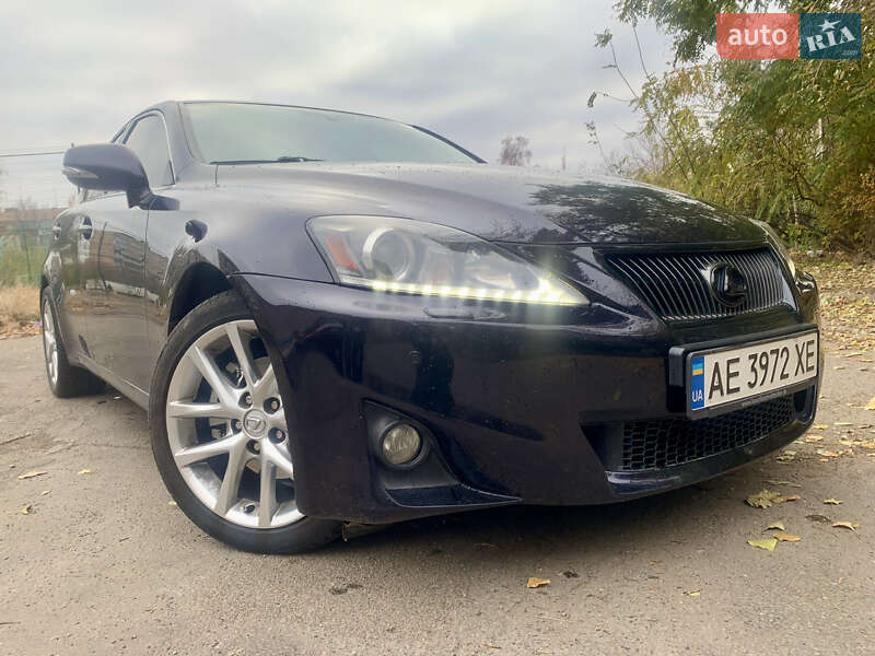 Lexus Is (2011)