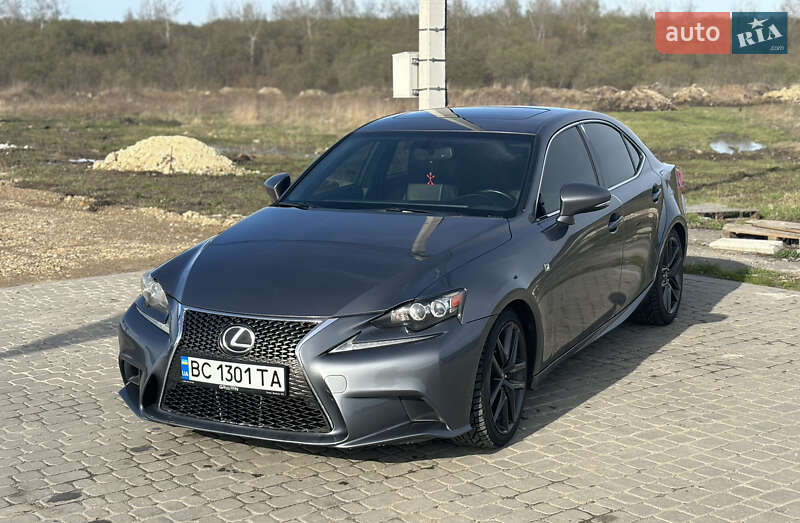 Lexus Is (2015)