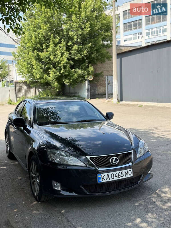 Lexus Is (2006)