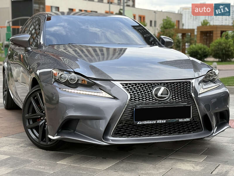 Lexus Is (2013)