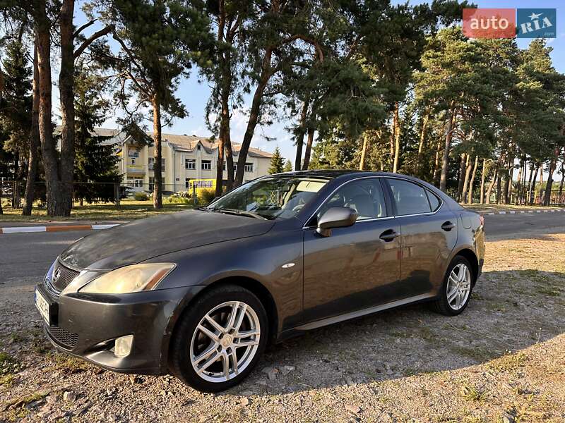 Lexus Is (2006)