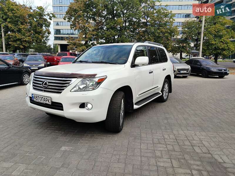Lexus Lx (2007)