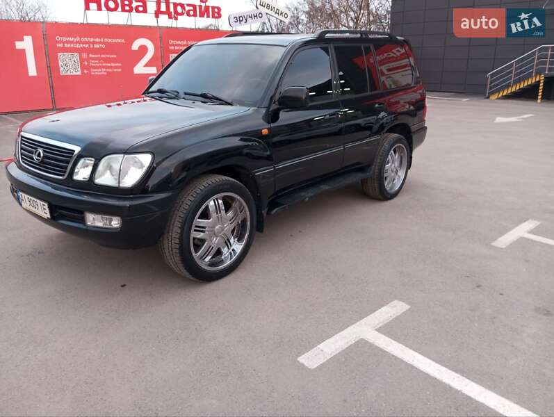 Lexus Lx (2000)