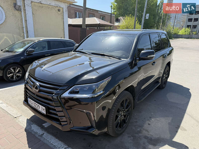 Lexus Lx (2020)