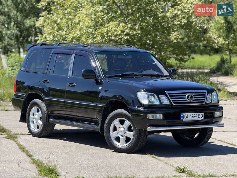 Lexus Lx (2005)