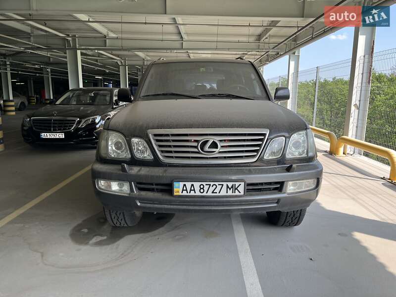 Lexus Lx (2005)