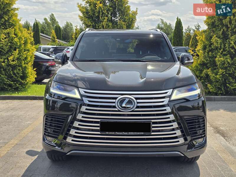 Lexus Lx (2023)