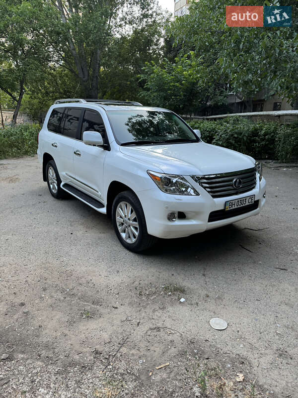 Lexus Lx (2008)