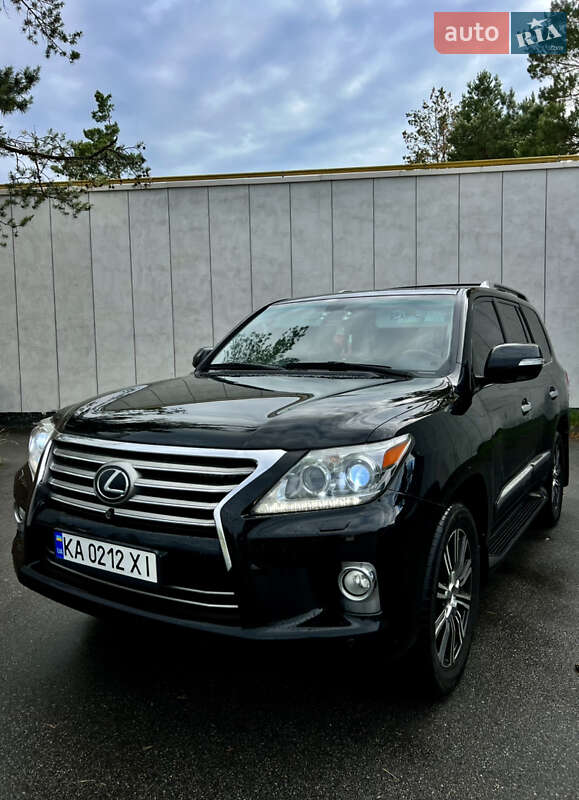 Lexus Lx (2008)