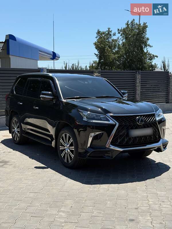 Lexus Lx (2019)