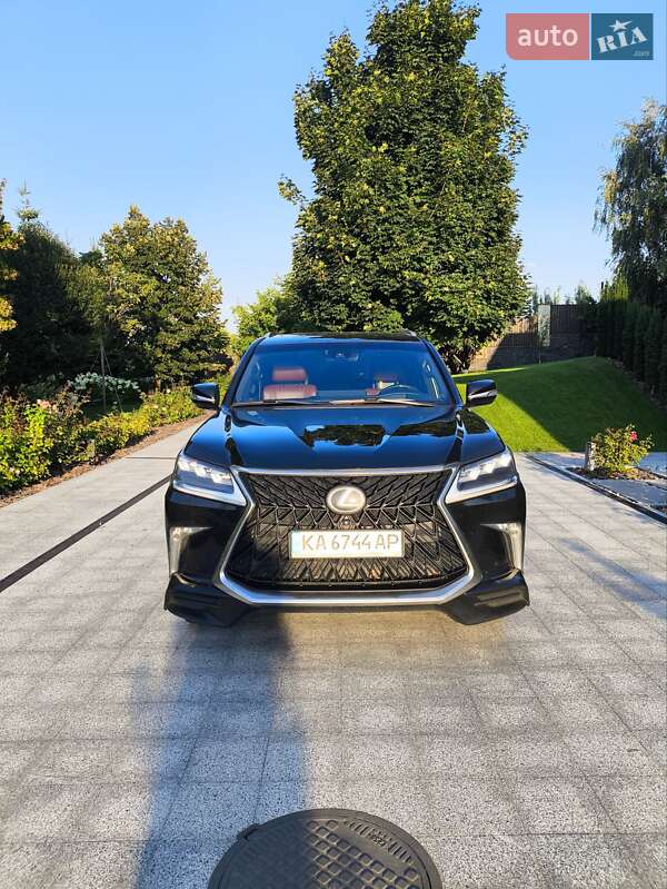 Lexus Lx (2019)