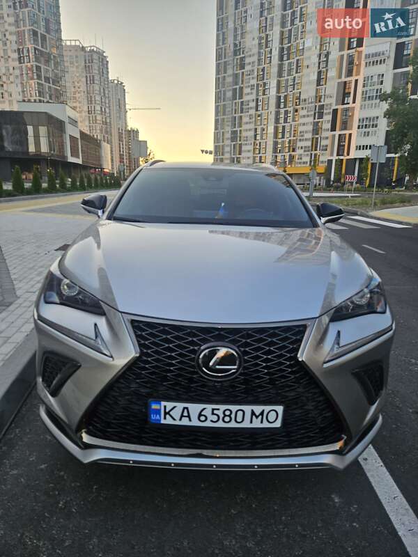 Lexus Nx (2020)