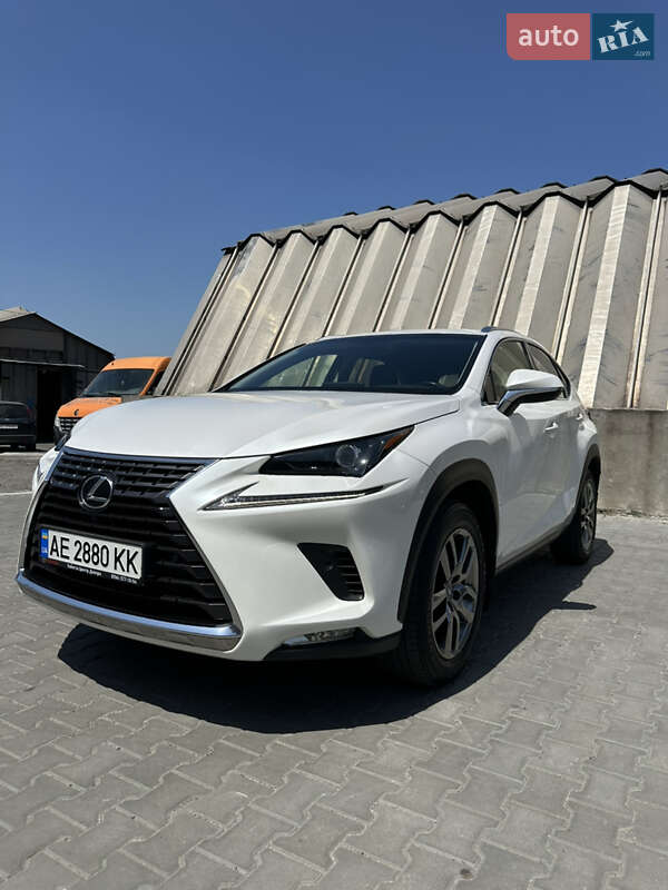 Lexus Nx (2017)